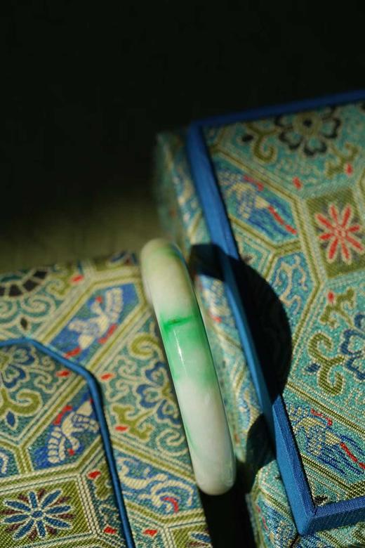 翡翠手镯（55圈口） 商品图0