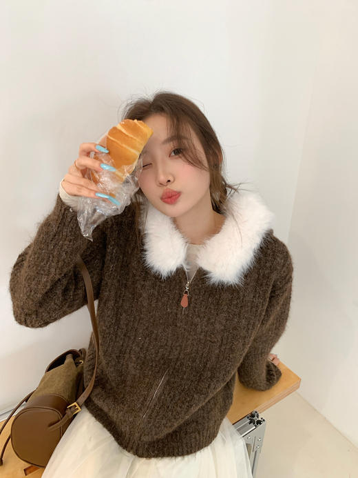 【YW】无忧购连帽毛领羊驼针织衫外套女秋冬款简约休闲开衫66179（截单后3-5天发货） 商品图4