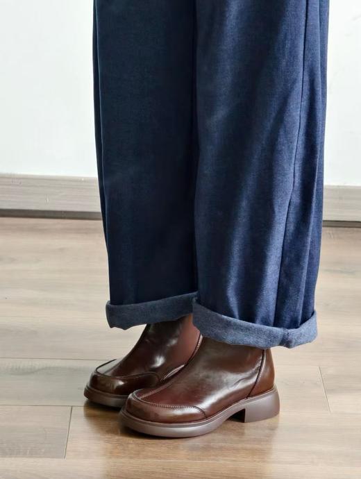 进口手抓纹软牛皮软底薄绒短靴 商品图9