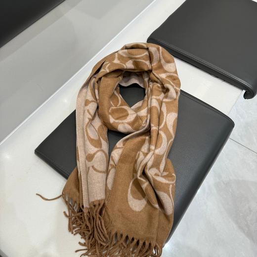 G654蔻驰经典羊绒围巾披肩 商品图1