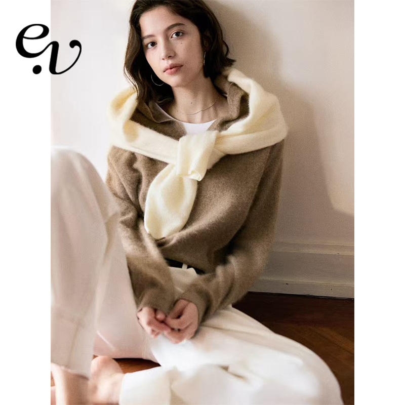 Even Vintage | 羊毛羊绒混纺 软糯温柔v领连帽套头针织毛衫