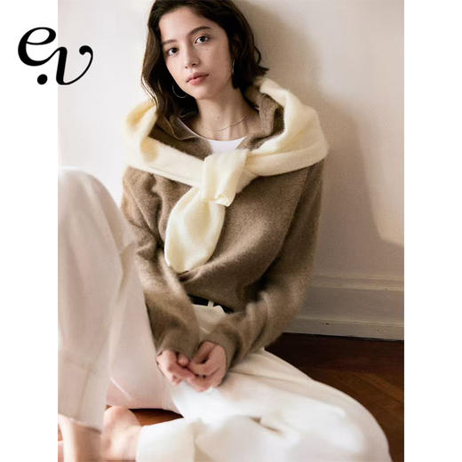 Even Vintage | 羊毛羊绒混纺 软糯温柔v领连帽套头针织毛衫 商品图0