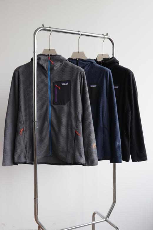 PATA巴塔经典R1  波浪纹保暖速干透气抓绒连帽拉链开衫 WT918 商品图3