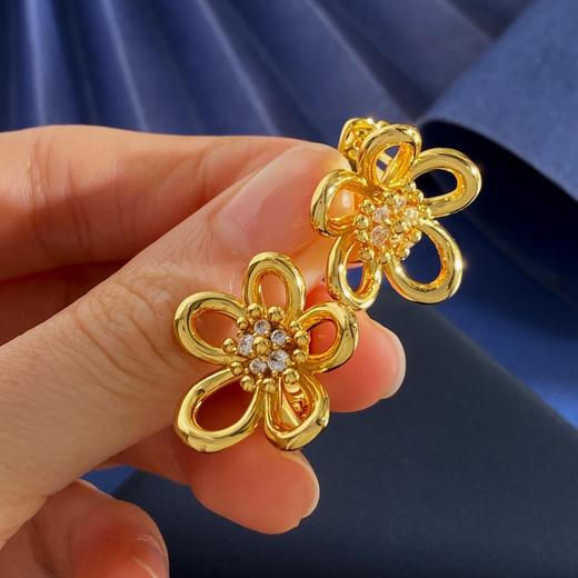 YS06-梵克雅宝 花卉设计18K金耳环（XK） 商品图1