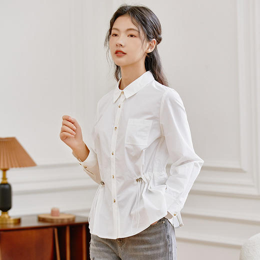 Famecoco范可儿时尚通勤白衬衫设计感收腰显瘦短款上衣DAB6BA007 商品图2