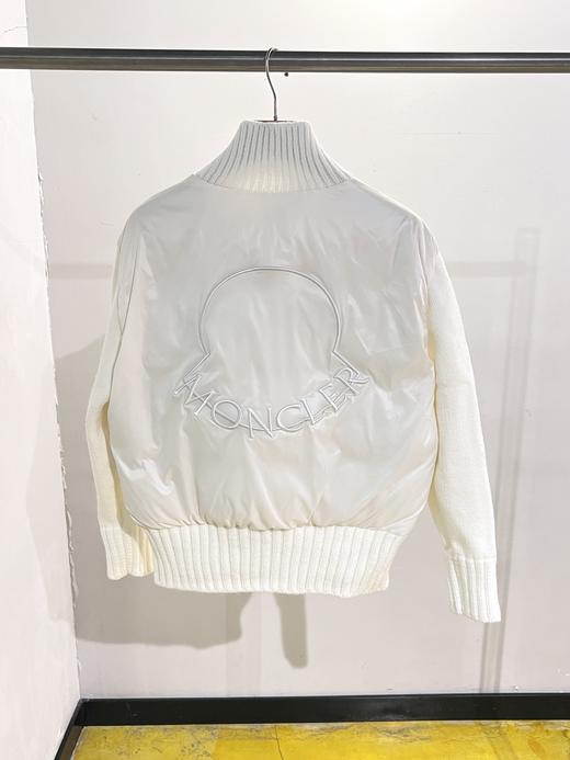 Mc蒙口拼接棒球服针织袖立领拉链轻薄羽绒服 商品图2