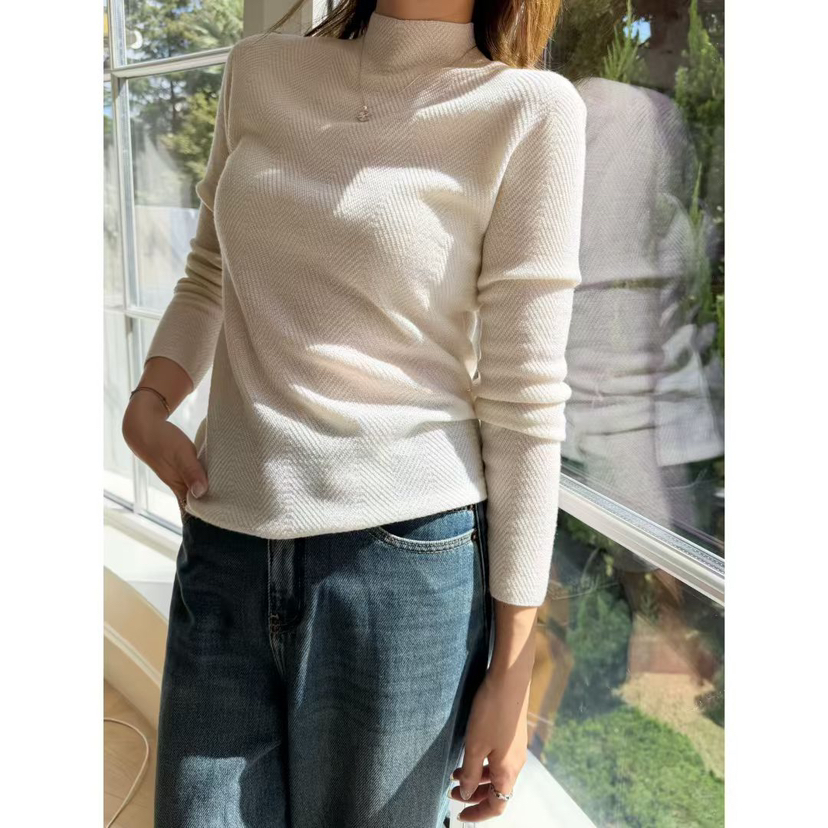 ri本岛精一线成衣 100% 羊毛鱼骨纹保暖打底衫,现货