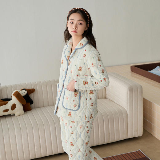 芬腾新款女士睡衣冬季长袖长裤三层夹棉珊瑚绒加厚保暖家居服套装 商品图3