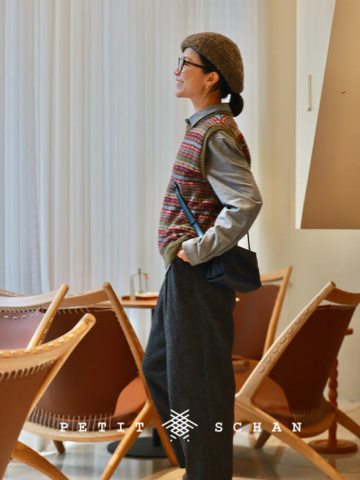 PETIT SCHAN小闪 CLO#951 Bonfire on a Snowy Night 雪夜篝火 羊毛复古提花费尔岛背心 商品图3