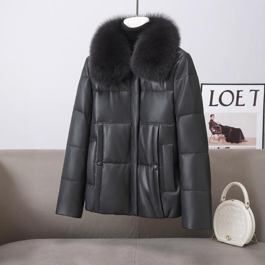 丁摩 真皮羽绒服女短款海宁狐狸毛领绵羊皮衣68016688 商品图1