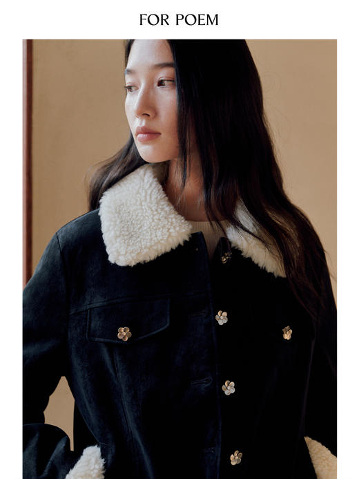 ForPoem 现货 25/FW原创设计花朵扣麂皮羊驼羊毛领子休闲短款棉服外套 商品图1