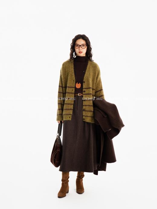 【门店同款】ENJOY冬季“游牧漫寻”条纹拉毛V领开衫 167594445 商品图4