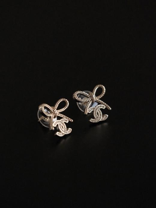 YS09-香奈儿蝴蝶结复古璀璨镶钻耳环耳钉 （XK） 商品图7