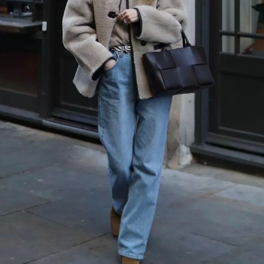 轩齐简约直筒牛仔裤， ZHI禾，MO&C*同厂，直筒版型，显瘦显好身材【3-5天发货】