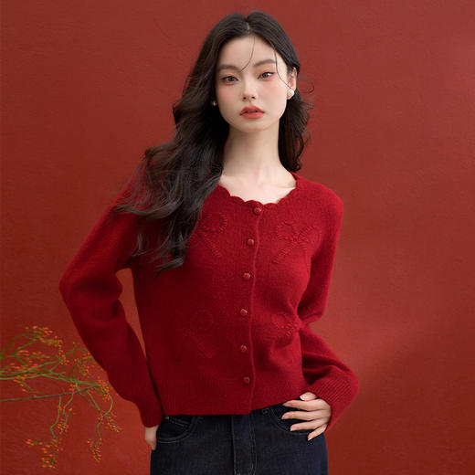 西遇甜美立体蝴蝶结针织开衫女冬季新款花边圆领软糯毛衣外套H0055383 商品图3