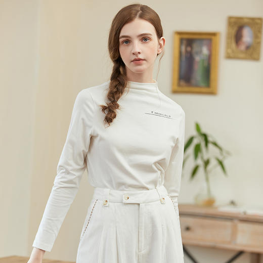 Famecoco范可儿长袖T恤印花半高领长袖打底衫上衣女F225BB004 商品图3