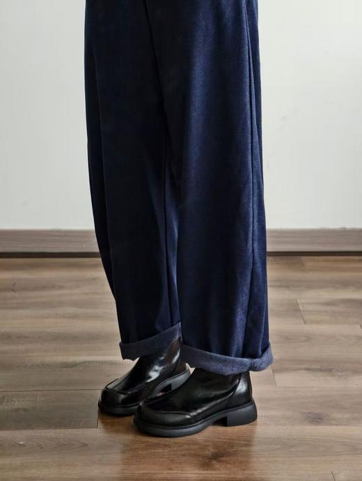 进口手抓纹软牛皮软底薄绒短靴 商品图10