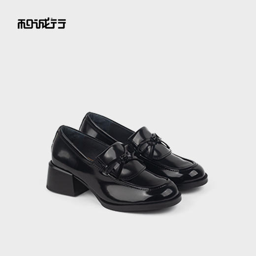 和诚行2025秋季新款世上舒适百搭英伦风一脚蹬黑色乐福鞋2130003 商品图0