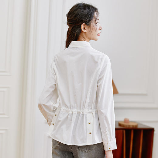 Famecoco范可儿时尚通勤白衬衫设计感收腰显瘦短款上衣DAB6BA007 商品图3