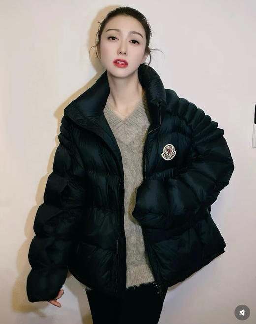 XY21-蒙口 x C R瑞希联名 梦幻阶梯羽绒服（SS） 商品图8