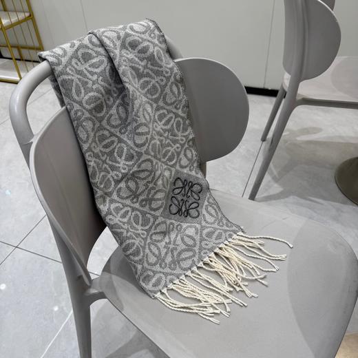 G655 LOEWE罗意威经典羊绒围巾 商品图4