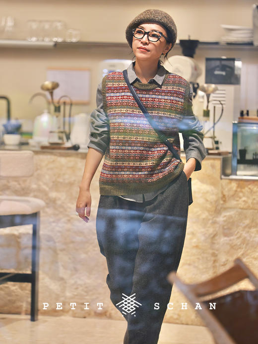 PETIT SCHAN小闪 CLO#951 Bonfire on a Snowy Night 雪夜篝火 羊毛复古提花费尔岛背心 商品图2