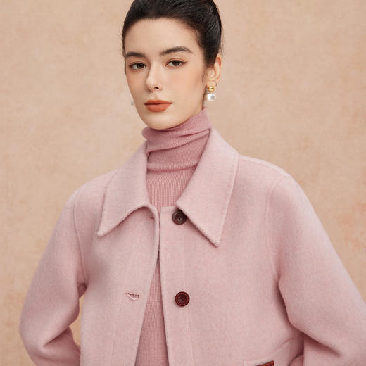 QH903斯尔丽2025新款双面呢手感滑爽软糯正肩易搭配减龄短款羊毛大衣 商品图2