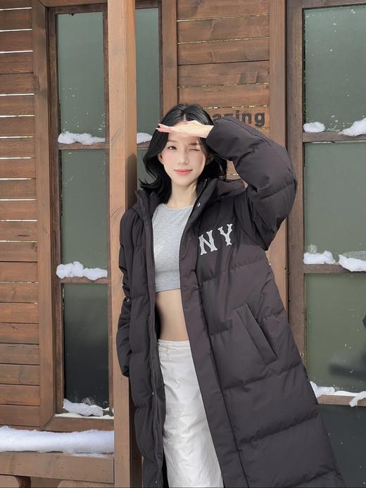 80鹅绒！！！付款减库存 8件 m码适合120-150斤！！保真越南回货  正品订单！80鹅绒！MLB纽约洋基队 长款羽绒服 商品图1