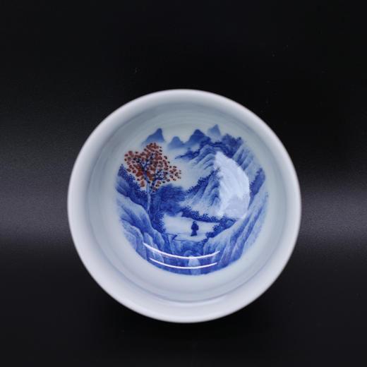 歳合山房俞强款青花溪山暮雪图儒士杯 商品图1