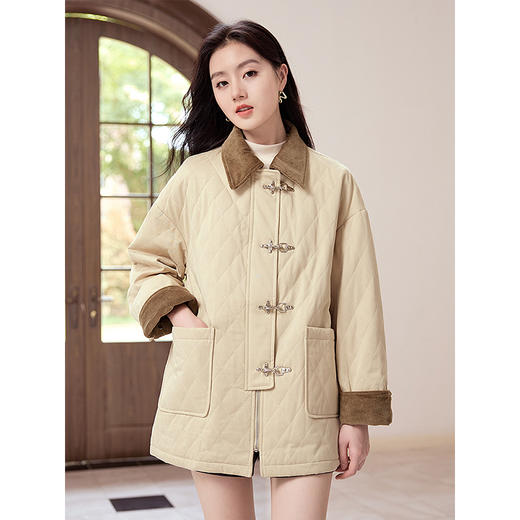  【年货节】熙世界飞机扣菱形格棉服外套女高级感灯芯绒翻领棉衣 商品图1