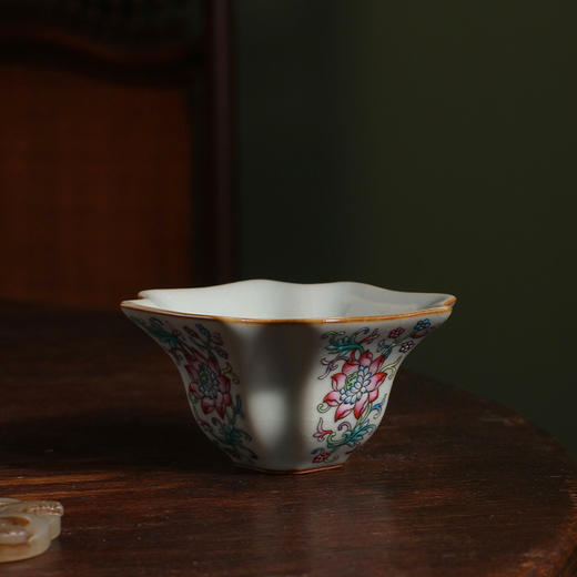 问鼎汝瓷鼎峰系列天青老款含香杯（珐琅彩） 商品图2