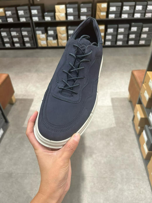 本轮巨折哦，机不可失，这个新款还挺好看的[色]爱步Ecco男士今年新款男士真皮皮面休闲运动鞋，特惠🉐️💰680 商品图7