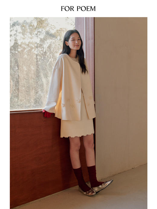 ForPoem 25/FW 原创设计100羊毛立体花温柔氛围感中长款大衣外套 商品图1