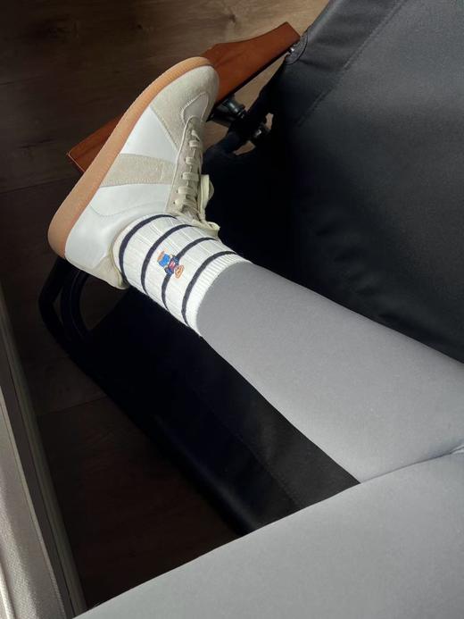 yuan单袜子驾到，随时下架。不退不换～ 商品图3