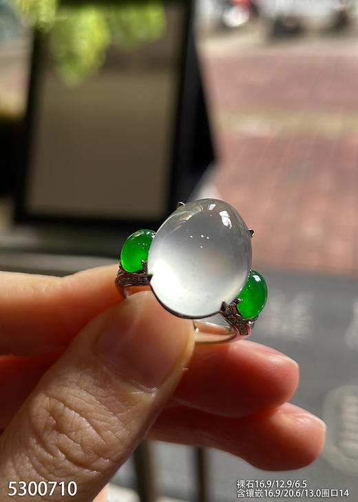 玻璃种蛋面戒指【5300710】具体价格微信咨询 商品图2