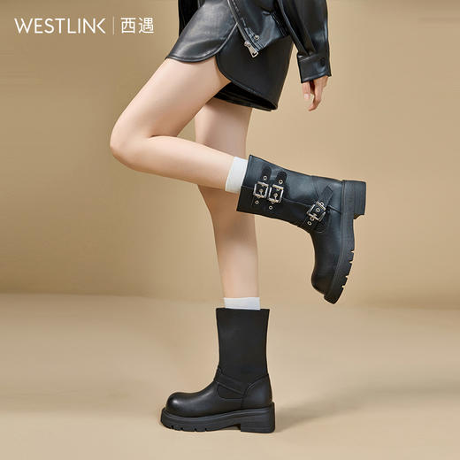 西遇厚底短靴女新款秋冬英伦风复古皮带扣机车马丁靴骑士靴子V2257273 商品图2