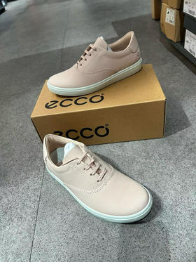 有点便宜的[偷笑][偷笑]爱步ecco 女款classic sneaker系列，板鞋，四季可穿，巨折🉐️💰570