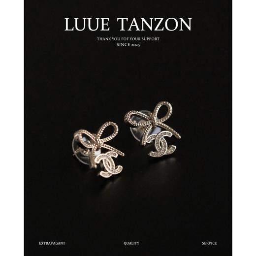 YS09-香奈儿蝴蝶结复古璀璨镶钻耳环耳钉 （XK） 商品图0