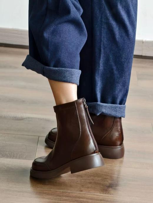 进口手抓纹软牛皮软底薄绒短靴 商品图6