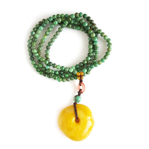 【天然正品】天然满蜜鸡油黄无杂裂随形平安扣蜜蜡配玛瑙吊坠项链32.6*32.4*12.2MM（皆取最大值）链长：37CM中性271025NJM07 特价：1380元 商品图0