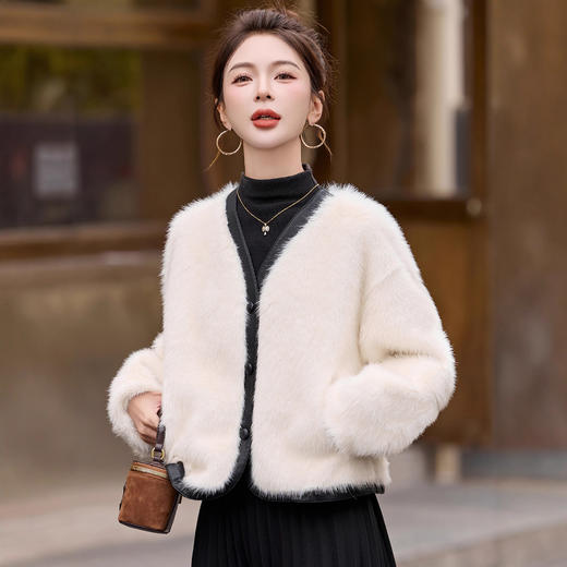 气质好看显瘦减龄时尚休闲范，加绒加厚皮毛一体外套HR-5520 商品图0