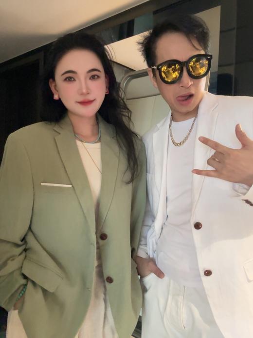 男士春夏季修身单排单扣纯色亚麻混纺西装新休闲西服（有瑕疵版本，介意勿拍） 商品图1