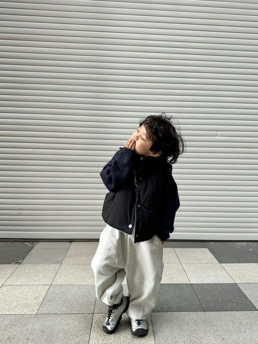 2025冬季男女儿童极简户外风！双面穿单排扣连帽轻盈棉马甲外套！ 商品图7