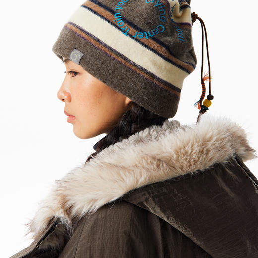 CryingCenter 漩涡条纹抓绒针织户外徒步秋冬保暖围脖护脸帽子 商品图1