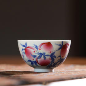 寒香慕古斗彩枝缀满桃鸡心杯（小号）