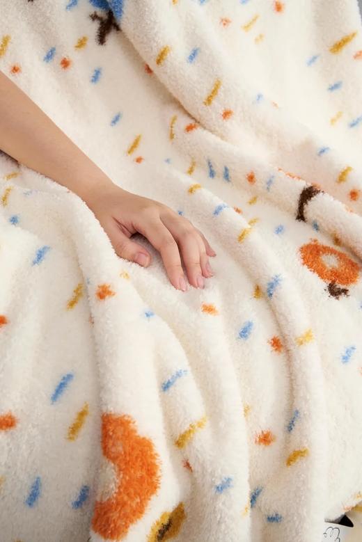 【爆品主推】法国Smiley双拼绒绒毯/⽺⽑奢绒盖毯/笑脸盖毯/蓬⽪杜联名半边绒毯！礼品袋包装🎁乔迁新婚送礼!简直不要太体面！人手几条❗️风靡全球53年｜ 商品图6