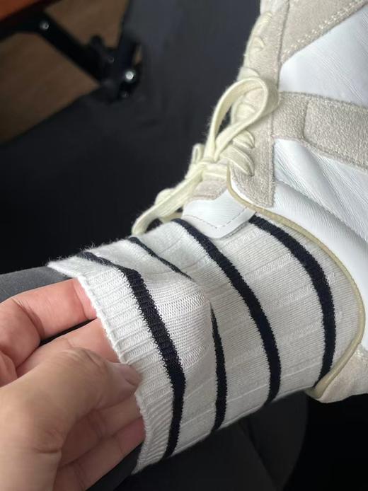 yuan单袜子驾到，随时下架。不退不换～ 商品图2