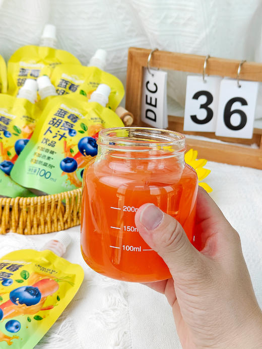 「沫小言 蓝莓胡萝卜汁」天然配方，纯净无添加 花青素+β-胡萝卜素组合- ✅用料上原果汁含量100% ✅它的配料只有蓝莓+胡萝卜+柠檬 商品图3