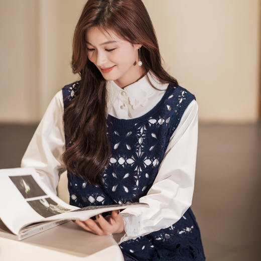 【林栖设计小店】（现货）镂空毛织马夹多色优雅百搭肌理感2025秋冬新款无袖上衣女G1954258 商品图1