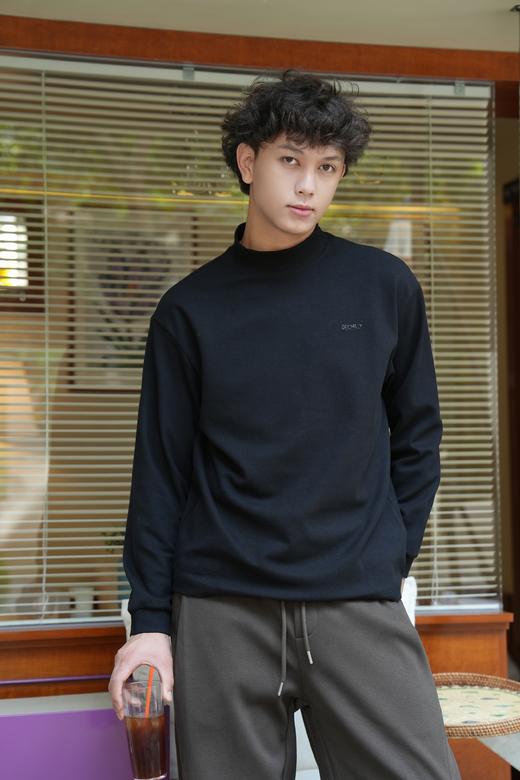 E541411148纯色中领长袖T恤 商品图0